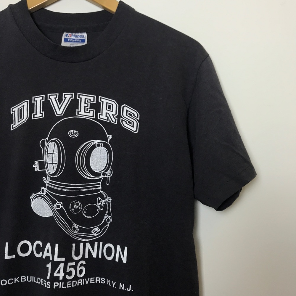 Vintage Graphic T-shirts Unisex Size M 38-40